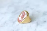 Bague Chevalière camée soldat casqué sardonyx sold by 58 Facettes