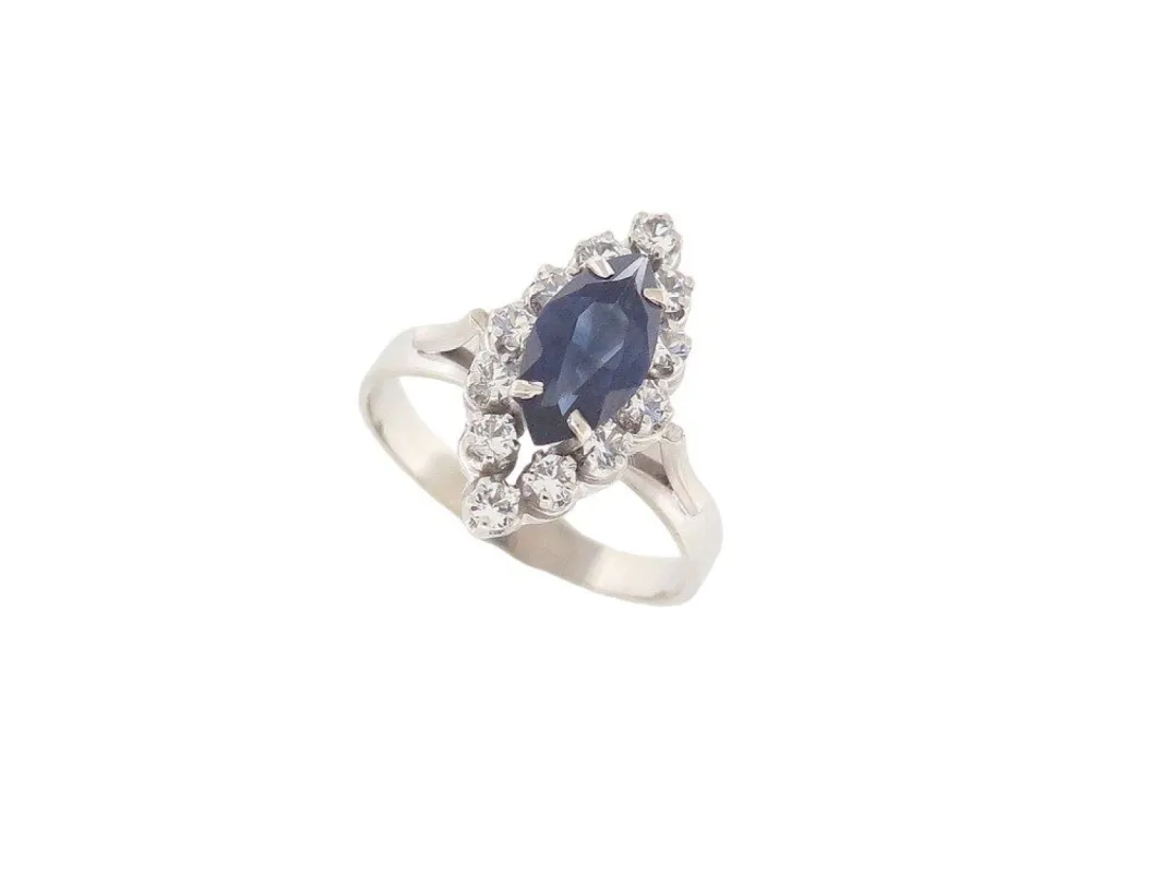 bague marquise en or blanc sertie saphir & diamants sold by 58 Facettes