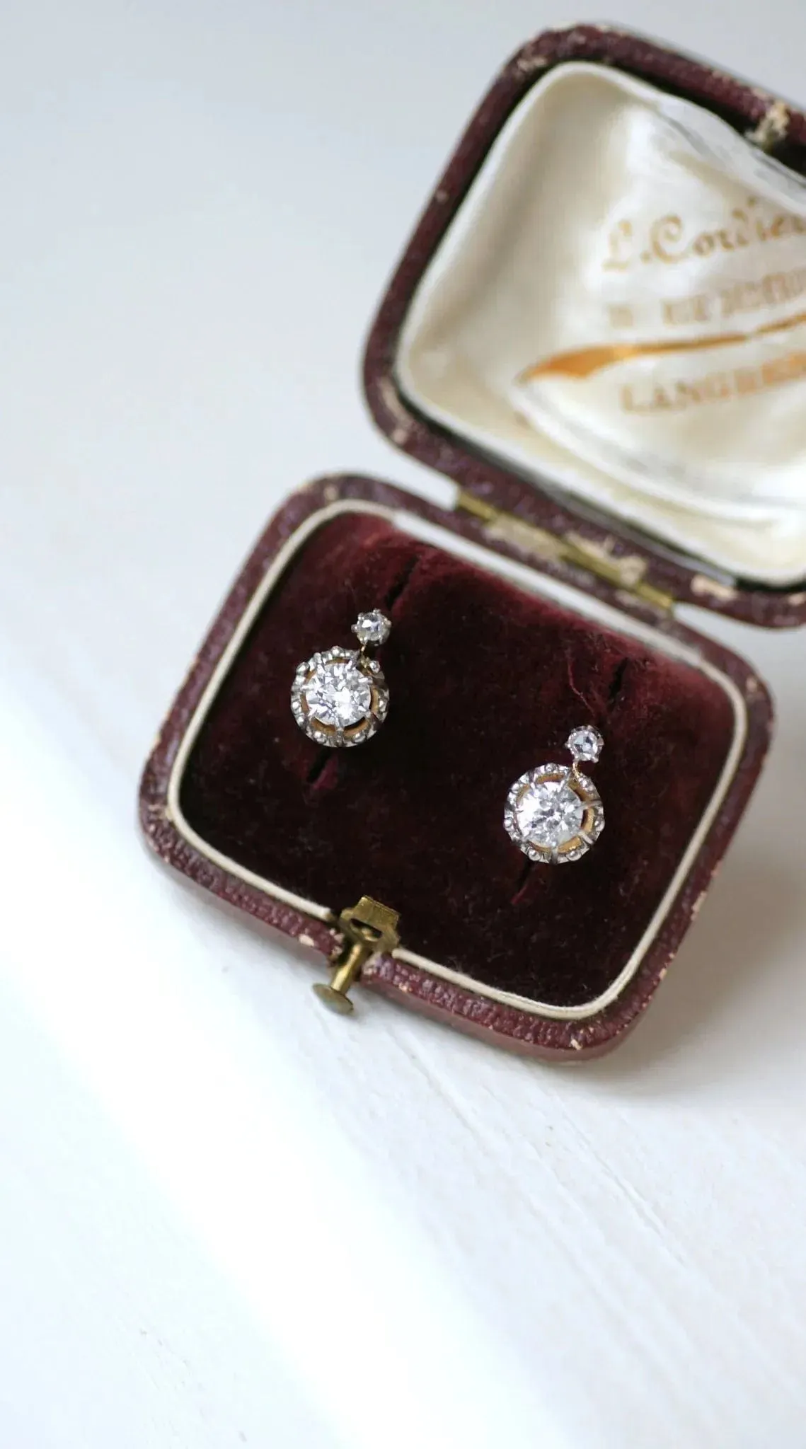 Boucles d'oreilles dormeuses Or jaune Platine Diamants sold by 58 Facettes product image thumbnail 4