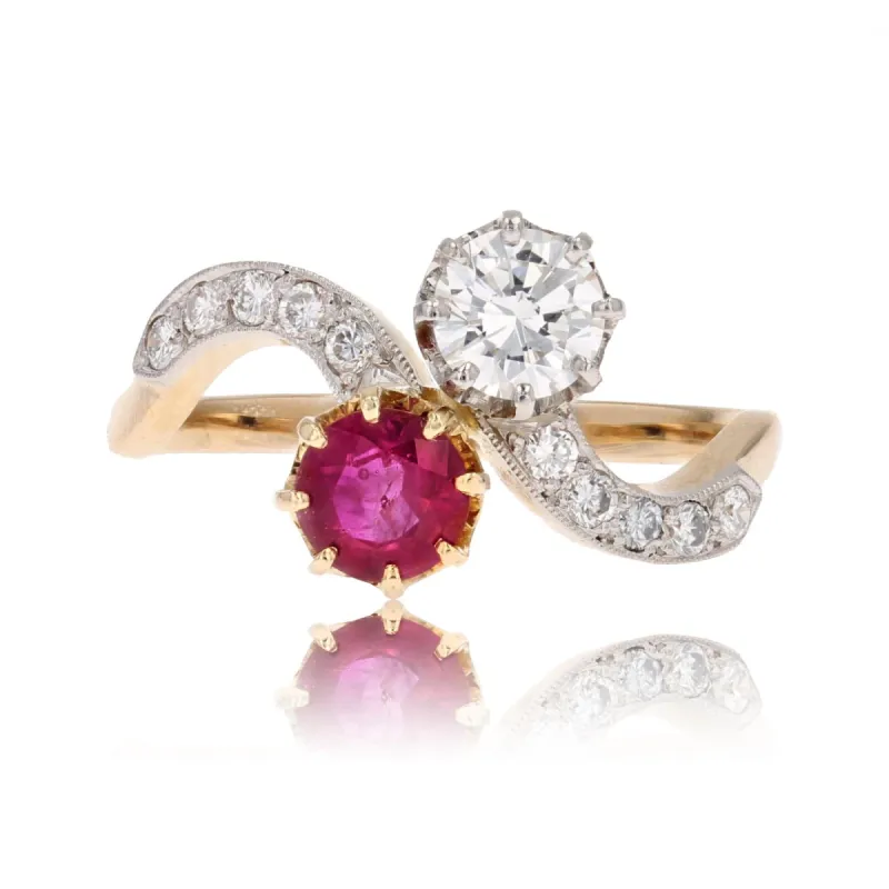 Bague toi et moi diamants et rubis sold by 58 Facettes