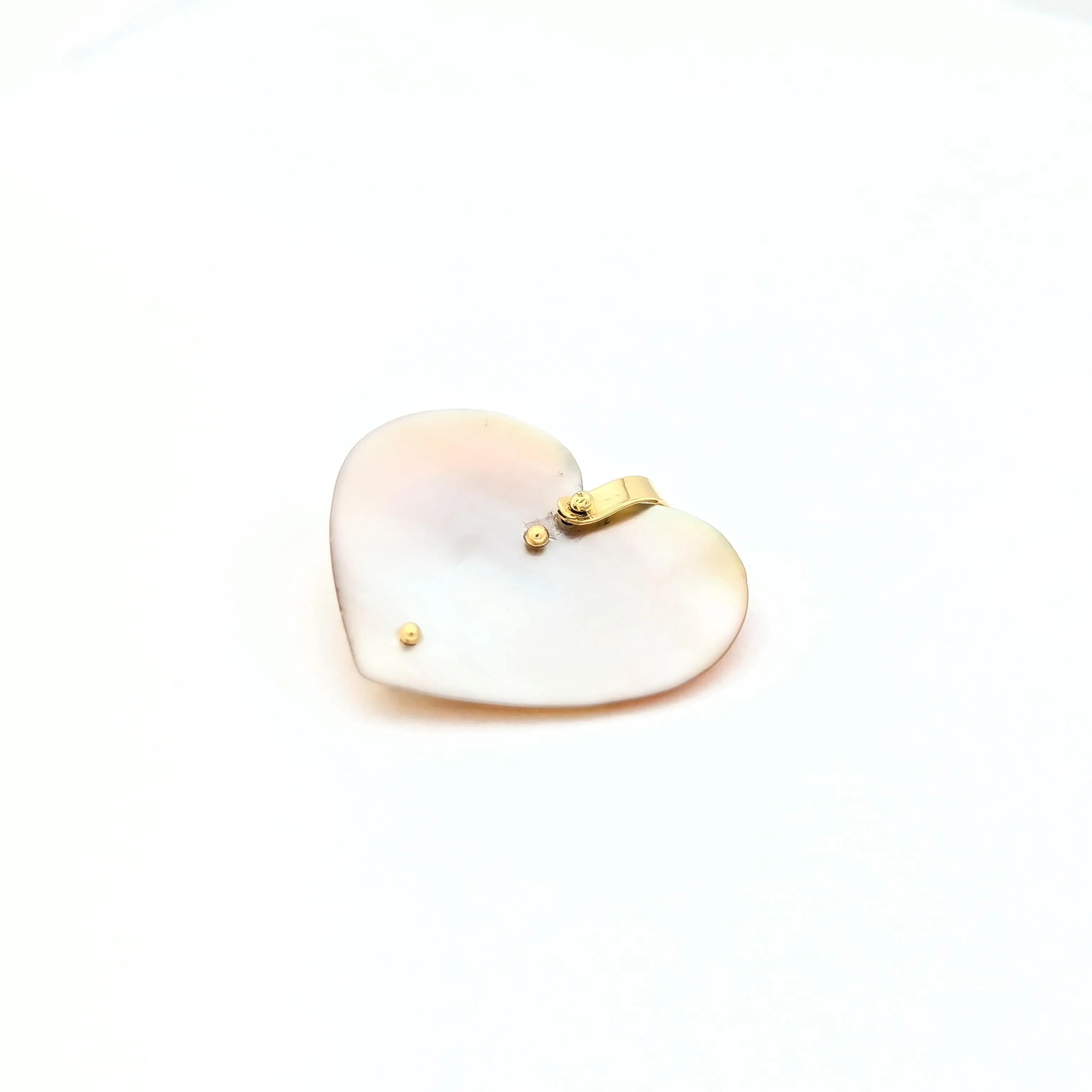 Pendentif cœur or jaune et nacre sold by 58 Facettes product image thumbnail 2