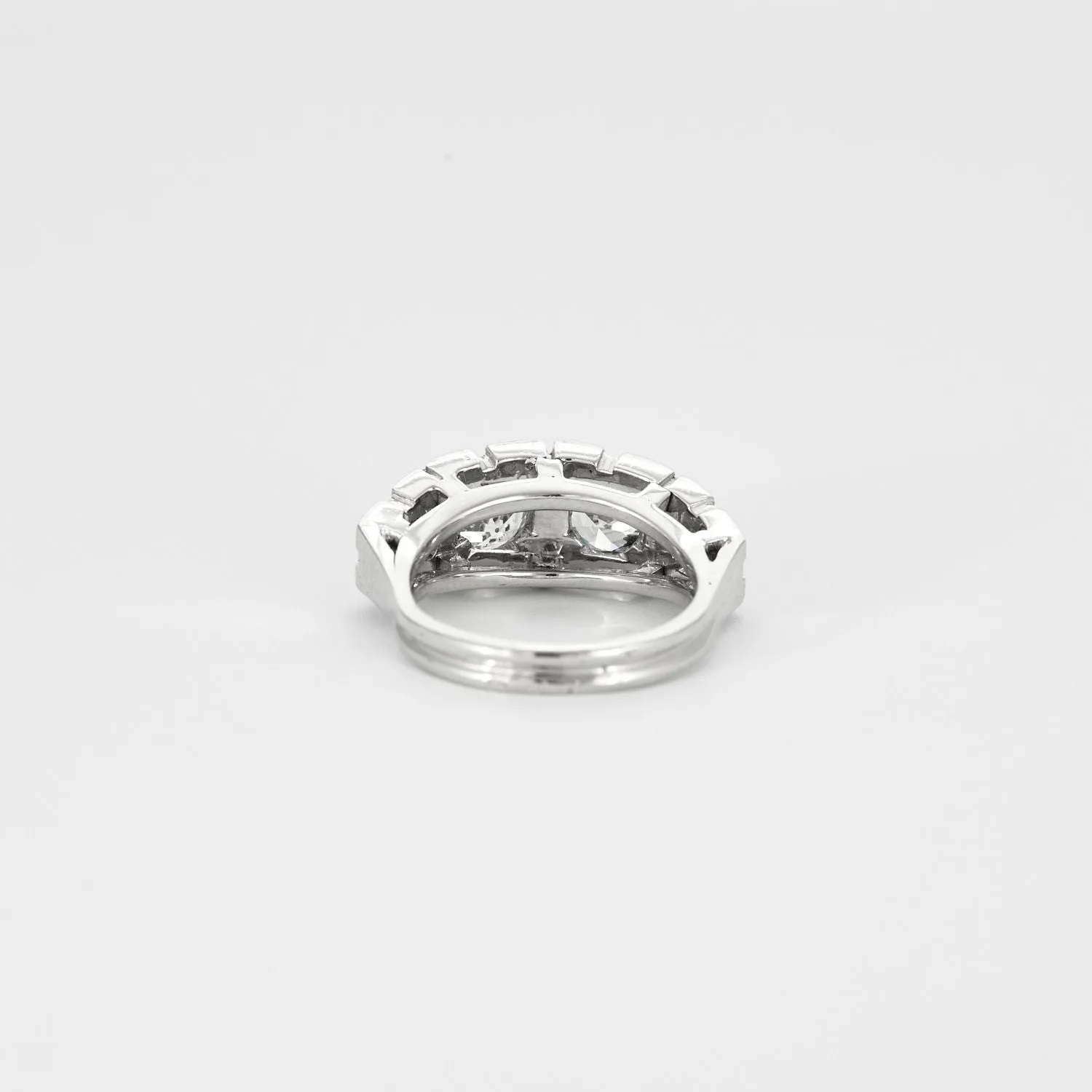 Bague or gris ornée de 4 diamants sold by 58 Facettes product image thumbnail 4