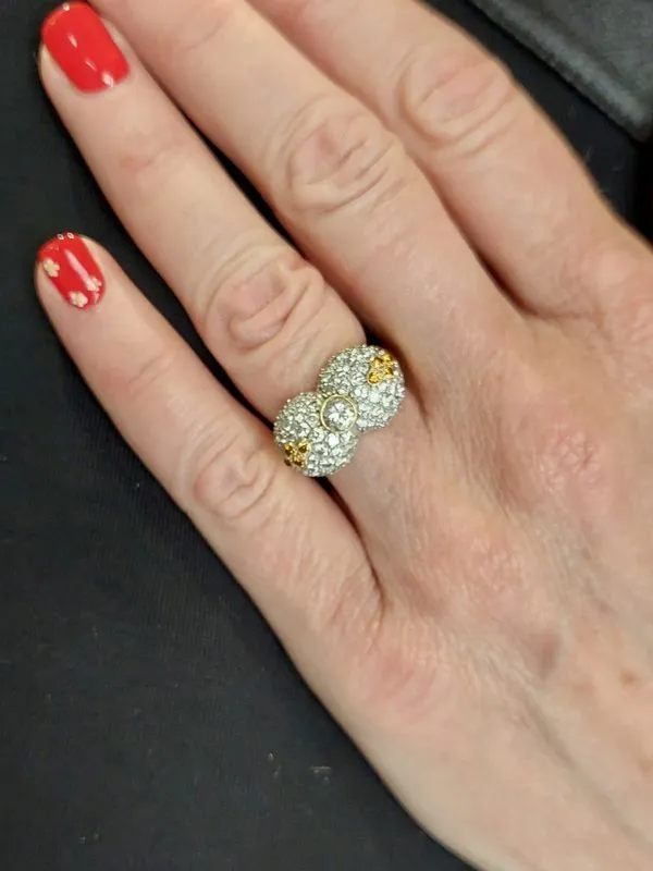 BAGUE BOMBÉE DIAMANTS JAUNES ET BLANCS sold by 58 Facettes product image thumbnail 2