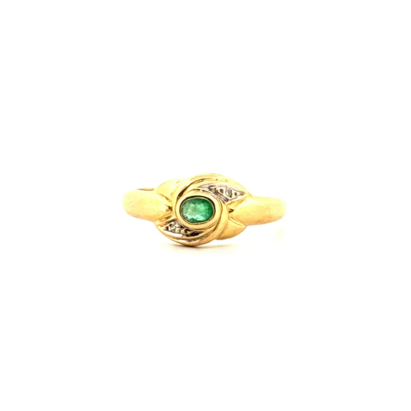 Bague or jaune émeraude sold by 58 Facettes