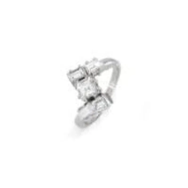Bague Vintage en platine avec diamants sold by 58 Facettes