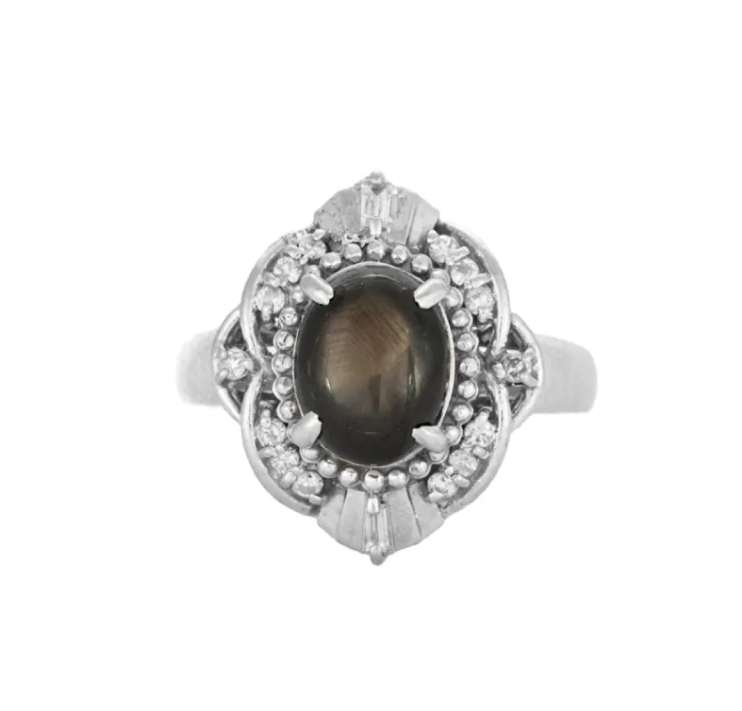 Bague en platine avec doublet saphir et petits diamants sold by 58 Facettes