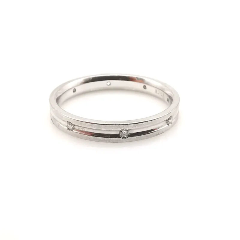 Alliance - Bague en or blanc 18 carats et diamants sold by 58 Facettes