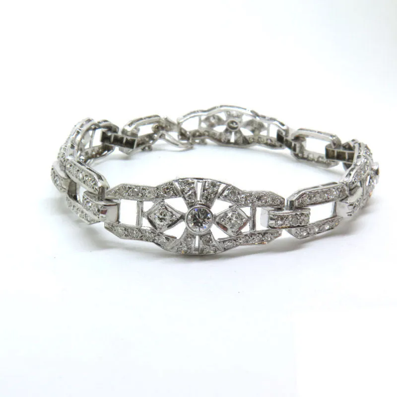 Bracelet en platine et diamants époque art déco sold by 58 Facettes