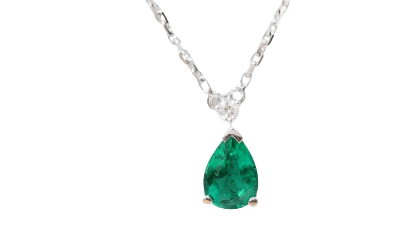 Collier pendentif en or blanc, émeraude et diamant sold by 58 Facettes