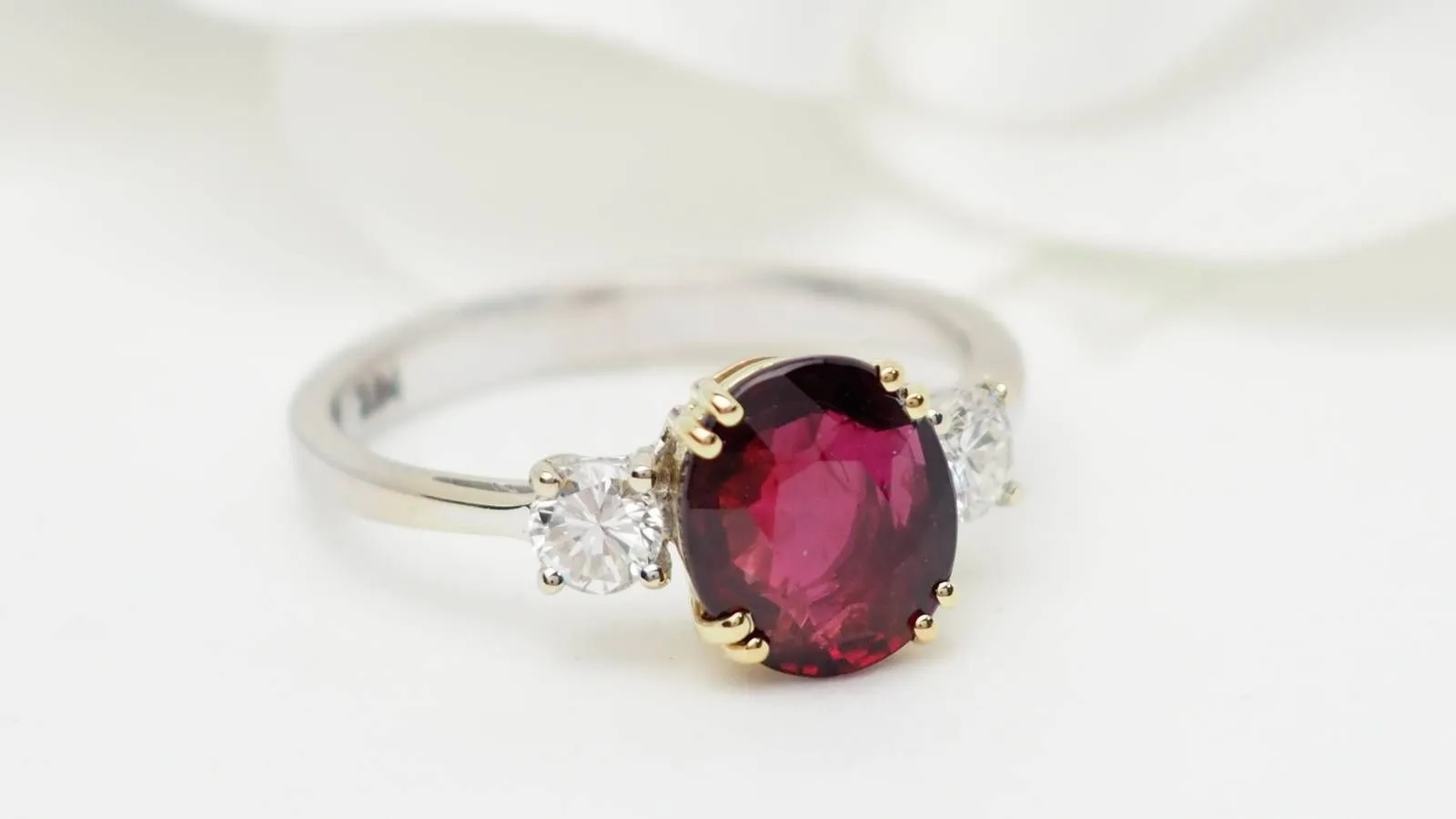 Bague 2 ors rubis naturel certifié et diamants sold by 58 Facettes product image thumbnail 3