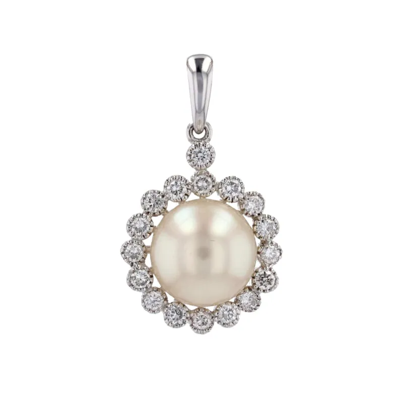 Pendentif perle Akoya et ses diamants sold by 58 Facettes