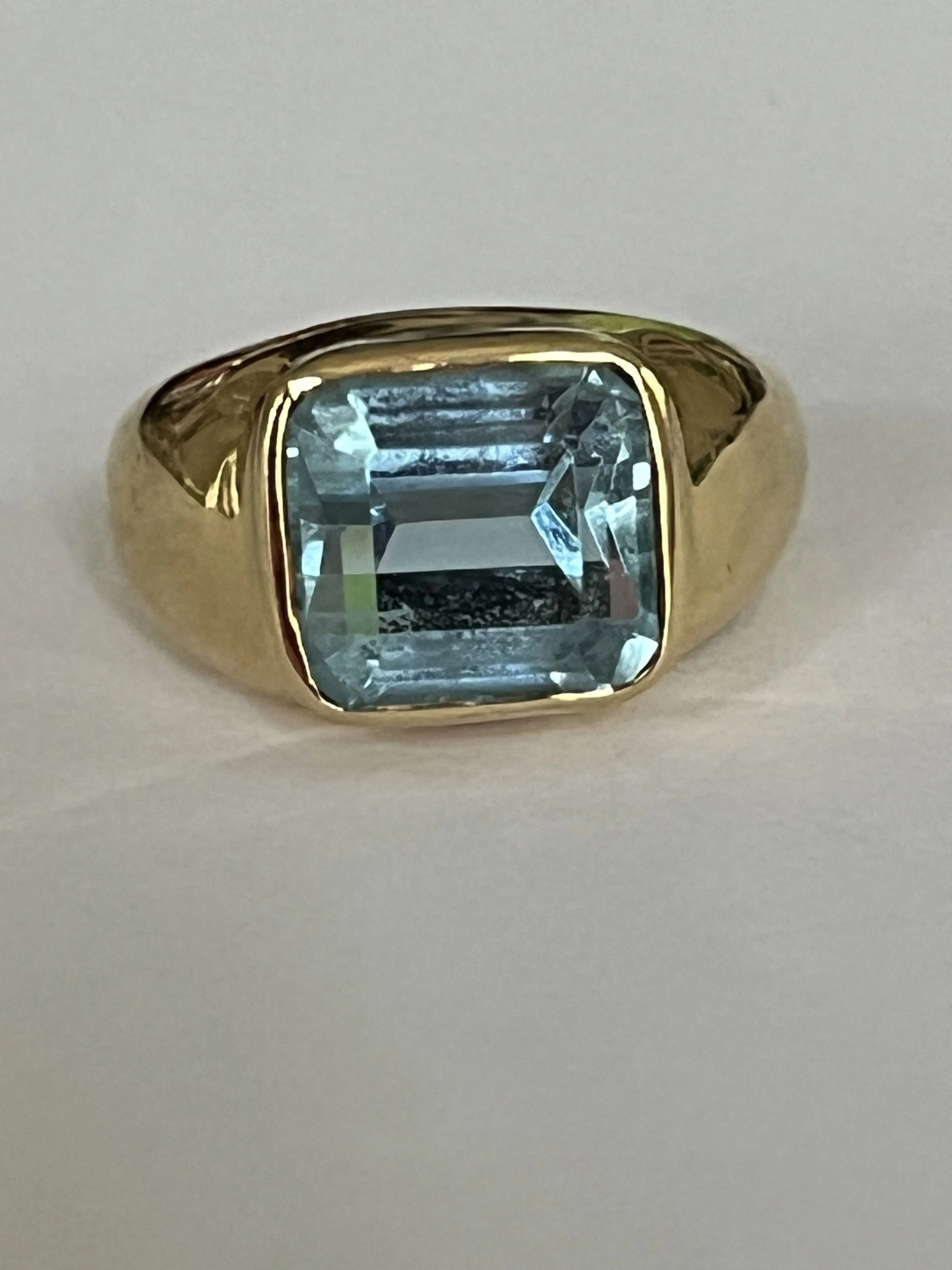 Bague Chevalière Or Jaune Aigue-Marine sold by 58 Facettes product image thumbnail 3