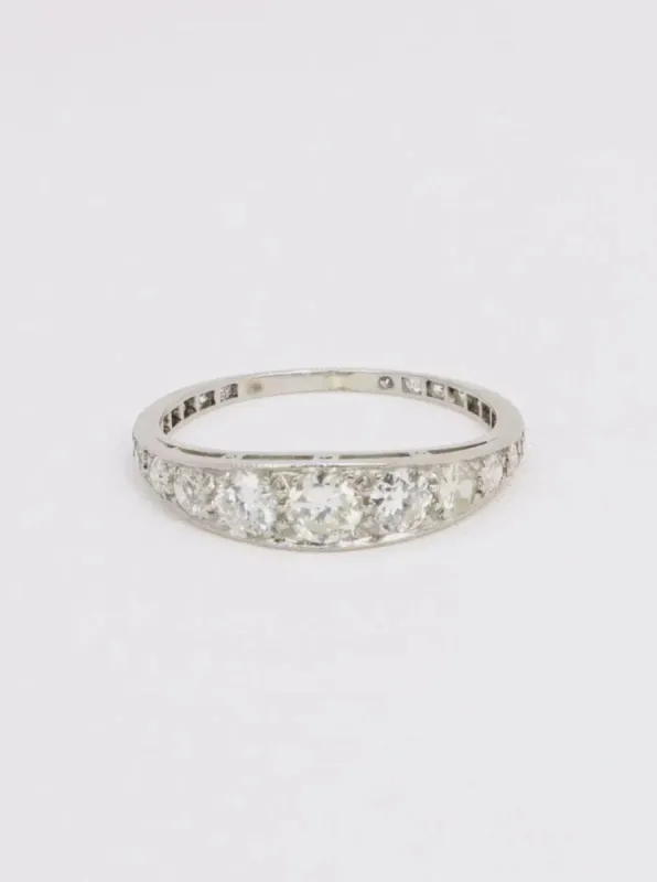 Bague jarretière ancienne en platine et diamants sold by 58 Facettes