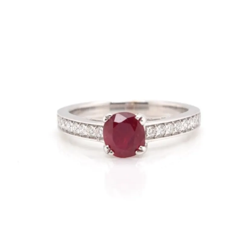Bague solitaire rubis diamants en or blanc sold by 58 Facettes