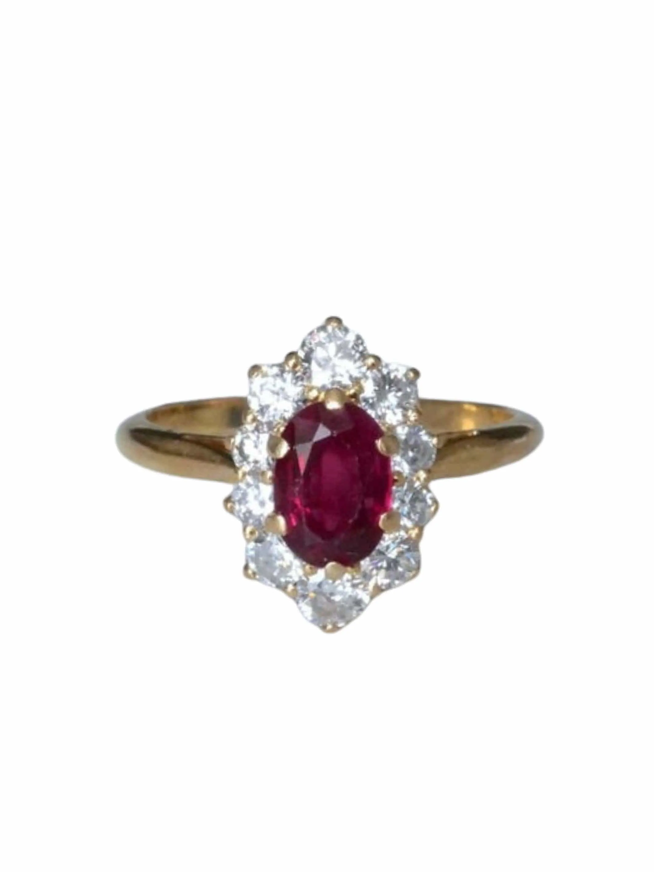 Bague marguerite rubis et diamants sold by 58 Facettes