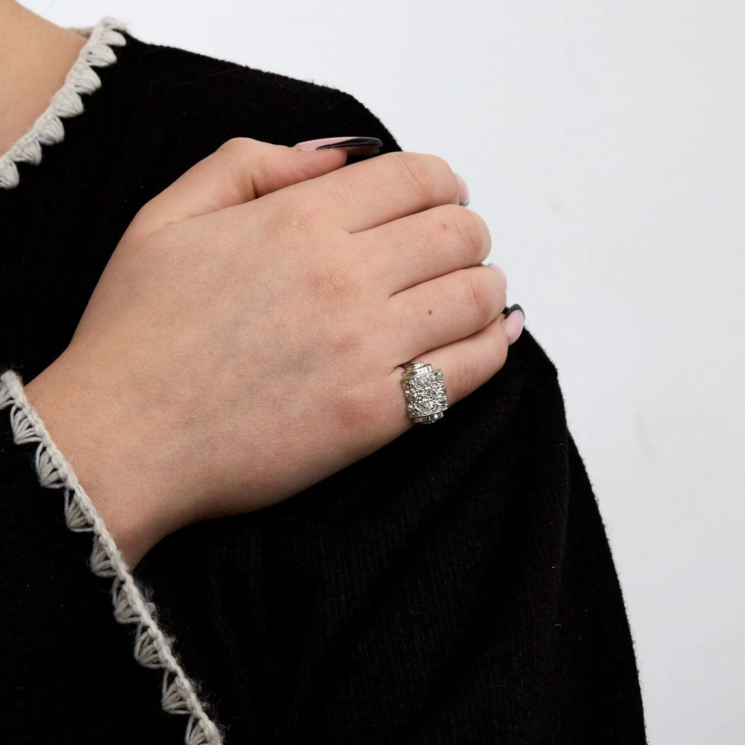 Bague Art Déco Platine Diamants sold by 58 Facettes product image thumbnail 2