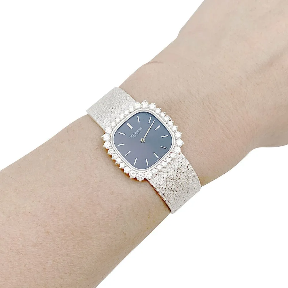 Montre Patek Philippe or blanc, diamants. sold by 58 Facettes product image thumbnail 3