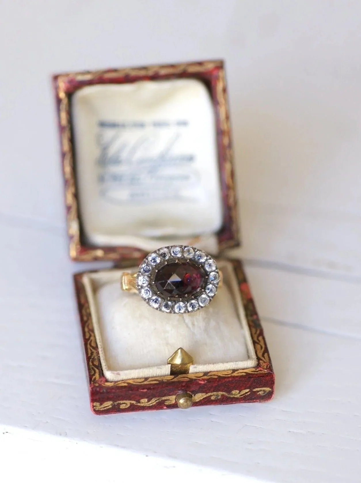 Bague ancienne grenat entourage pierres du Rhin sold by 58 Facettes product image thumbnail 4