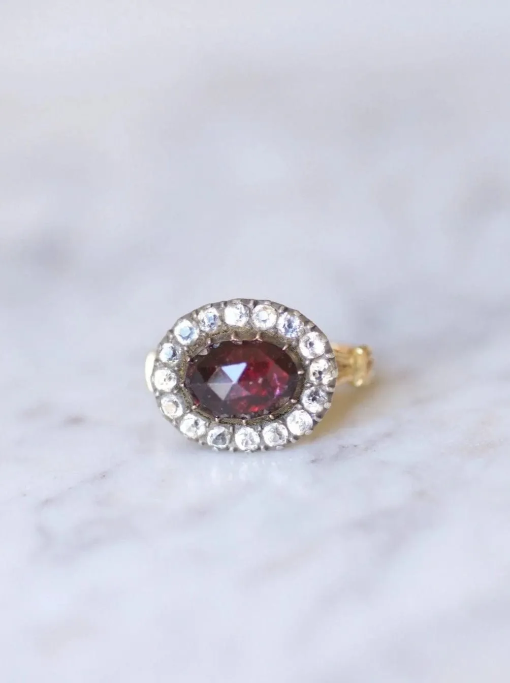 Bague ancienne grenat entourage pierres du Rhin sold by 58 Facettes product image thumbnail 5