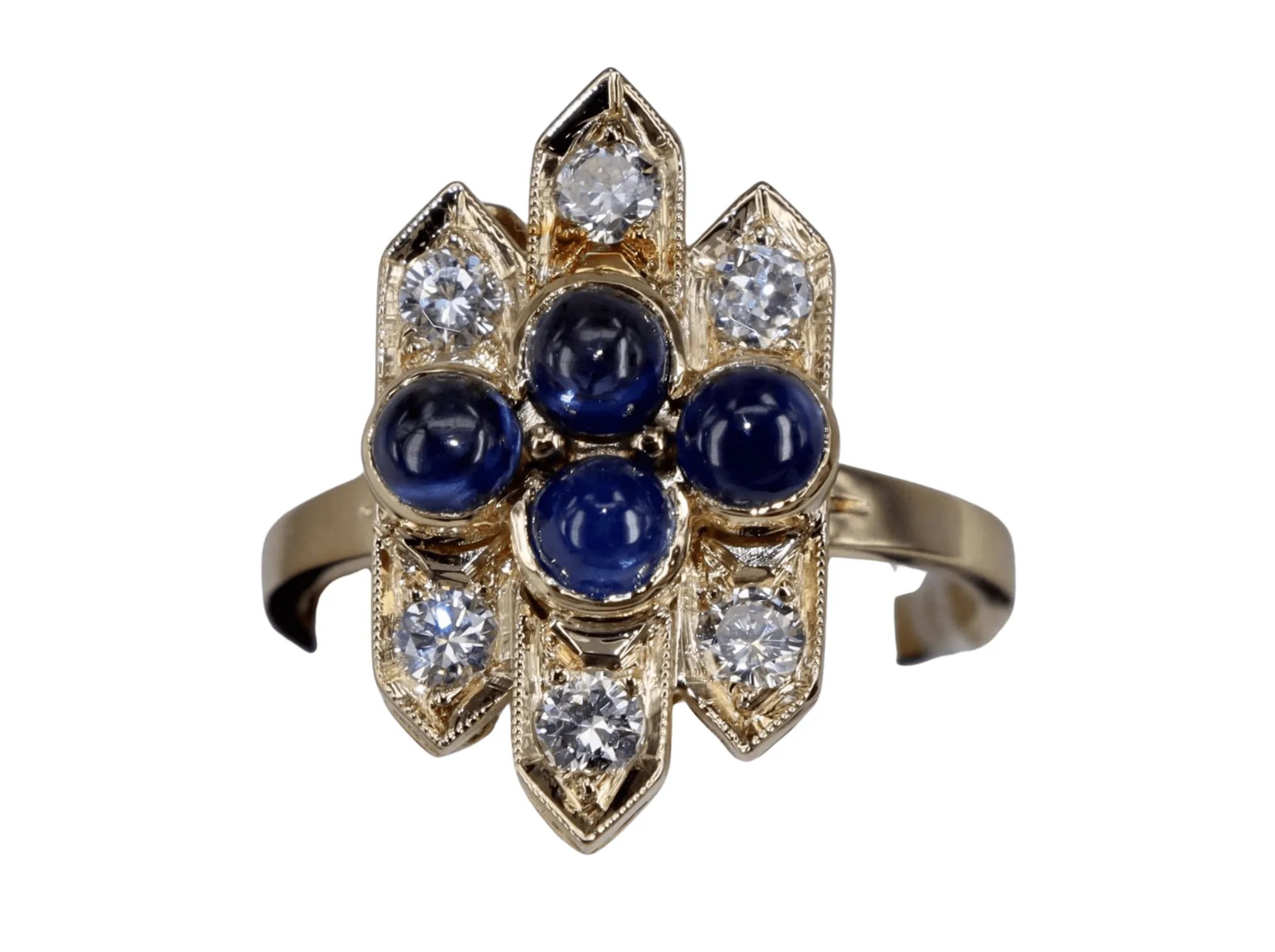 Bague Art Déco Diamants et Saphirs Cabochons en or jaune sold by 58 Facettes
