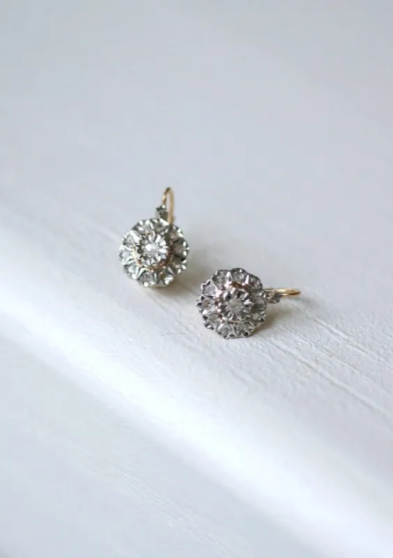 Dormeuses anciennes or et diamants sold by 58 Facettes