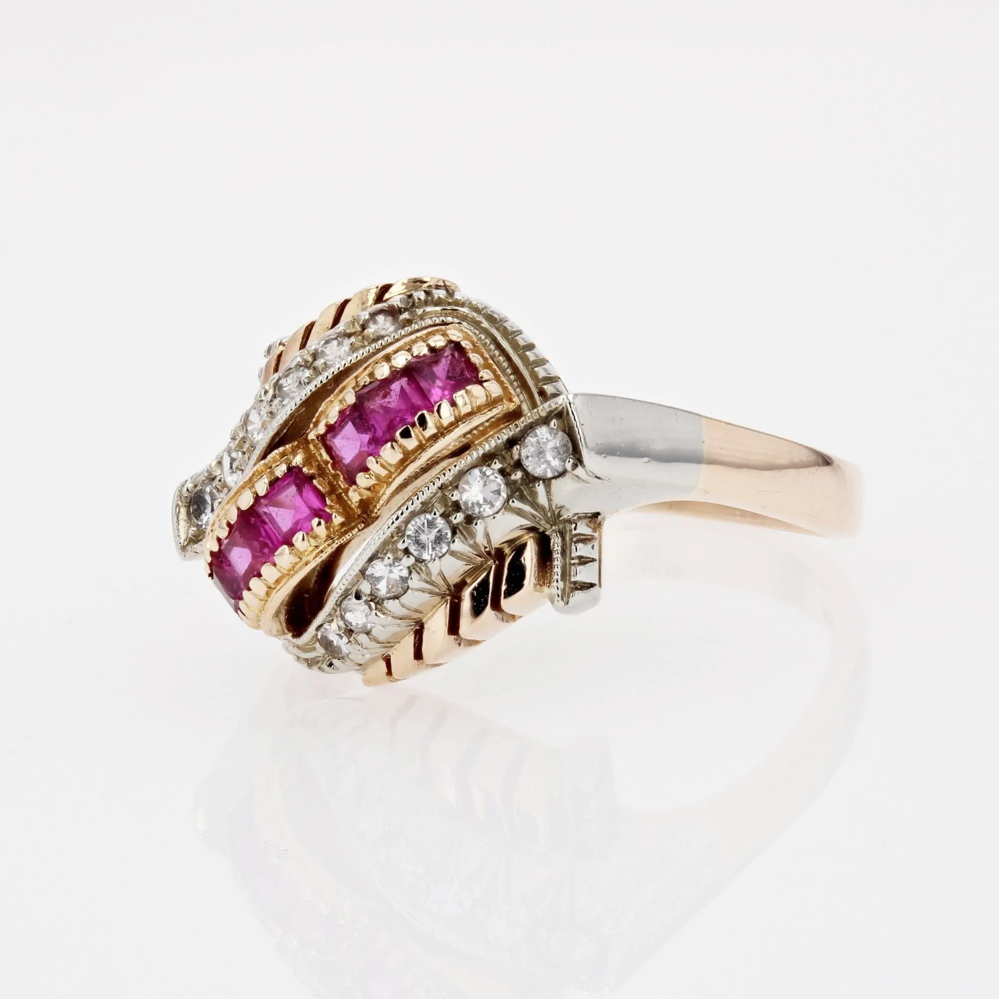 Bague dôme rétro rubis de synthèse et pierres blanches sold by 58 Facettes product image thumbnail 3