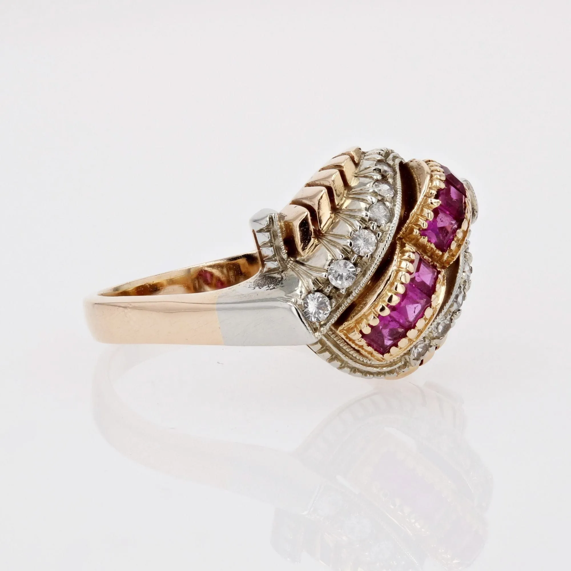 Bague dôme rétro rubis de synthèse et pierres blanches sold by 58 Facettes product image thumbnail 4