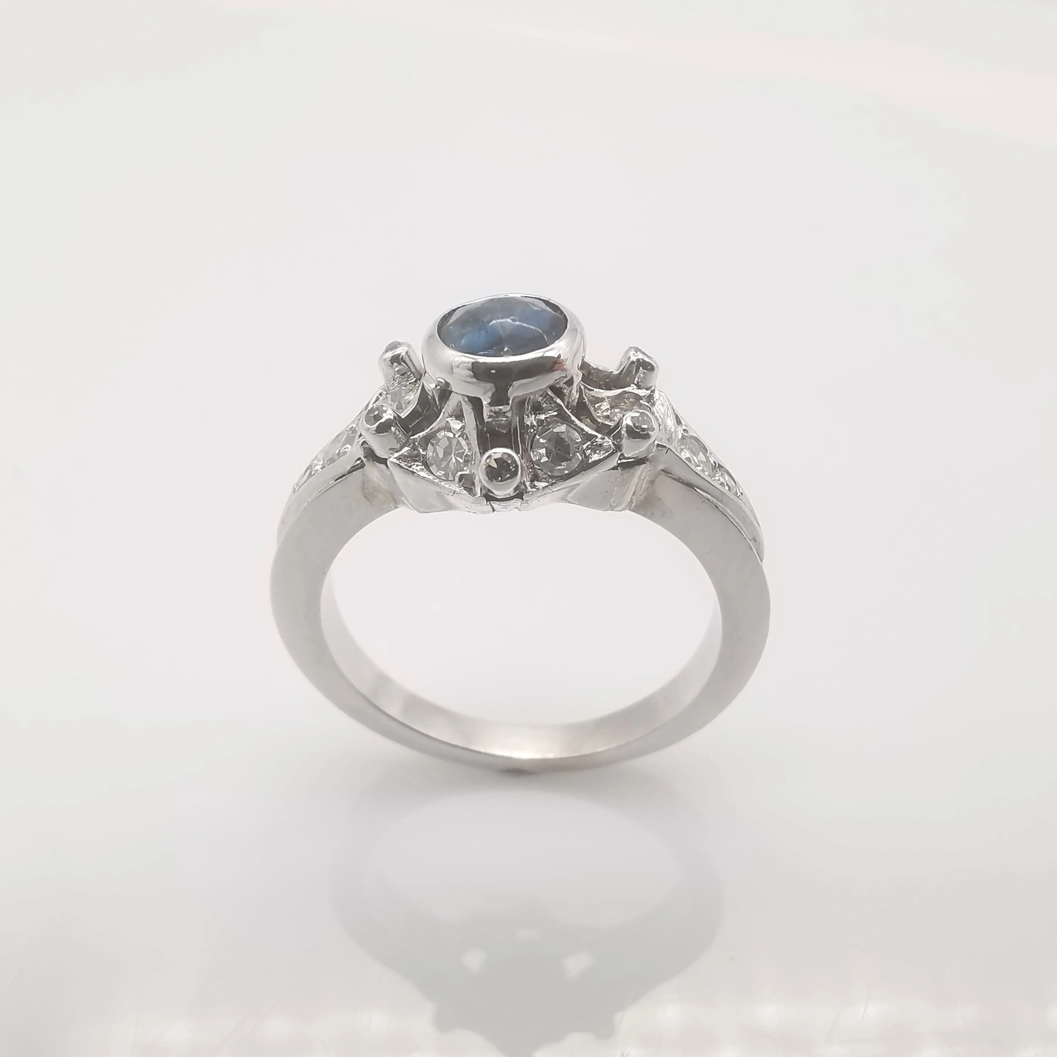 Bague en Platine Saphir et Diamants sold by 58 Facettes product image thumbnail 5