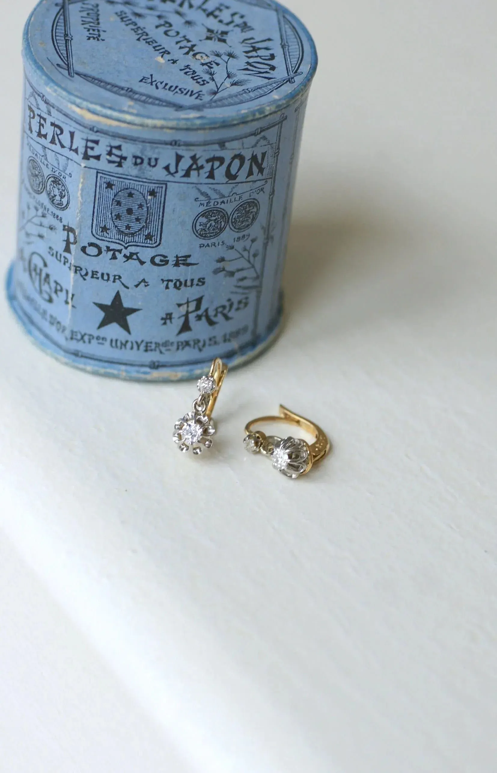 Dormeuses Anciennes Diamants sold by 58 Facettes product image thumbnail 2