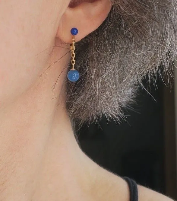 Boucles d’oreilles dormeuses pendantes lapis lazuli et onyx bleu sold by 58 Facettes product image thumbnail 2