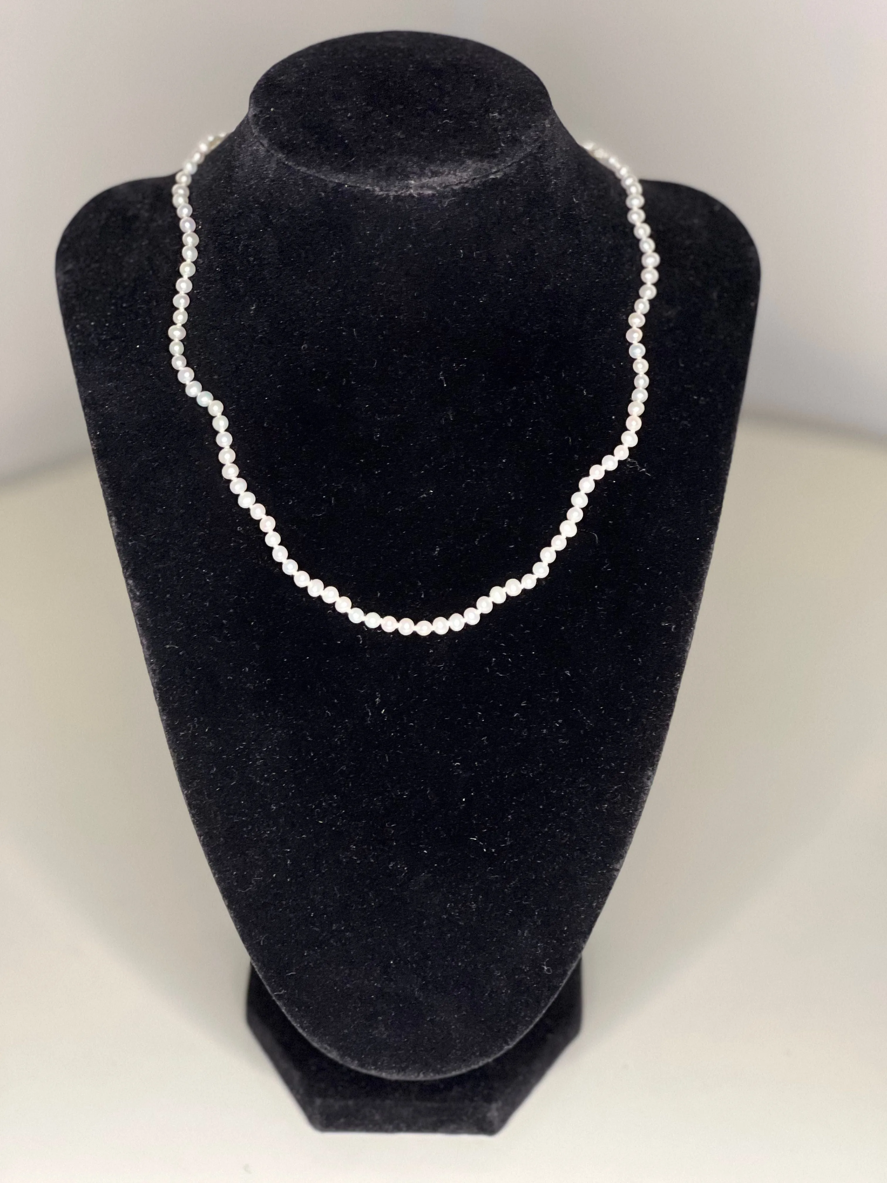 Collier Perles De Culture Fermoir Or sold by 58 Facettes product image thumbnail 2