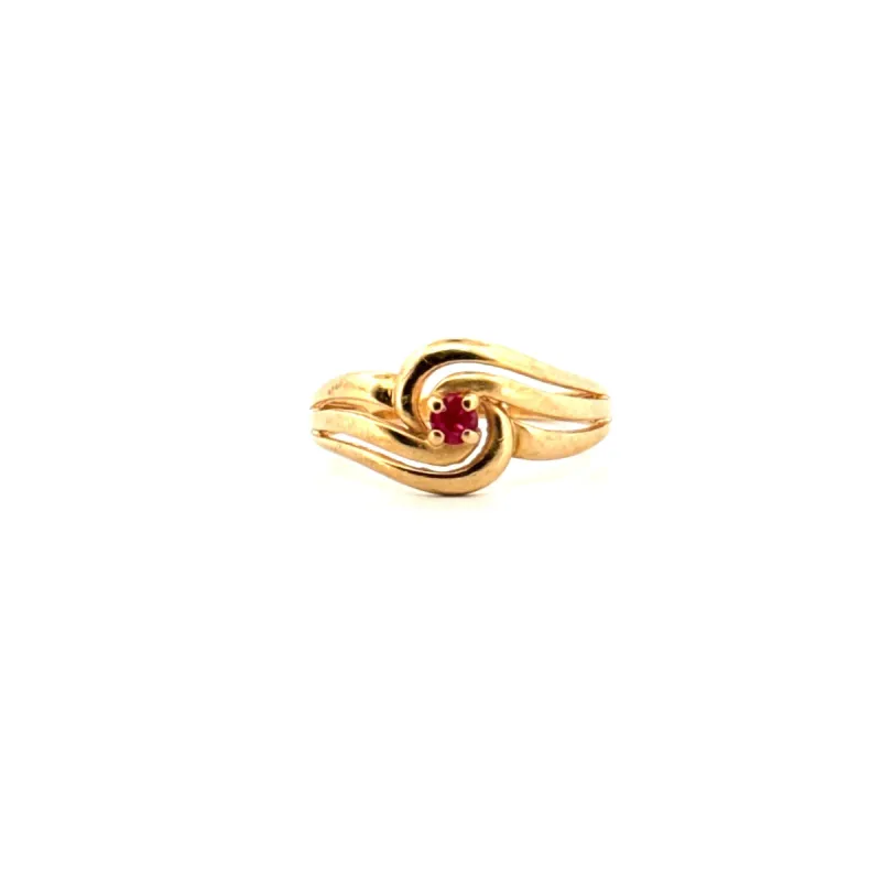 Bague or jaune et rubis sold by 58 Facettes