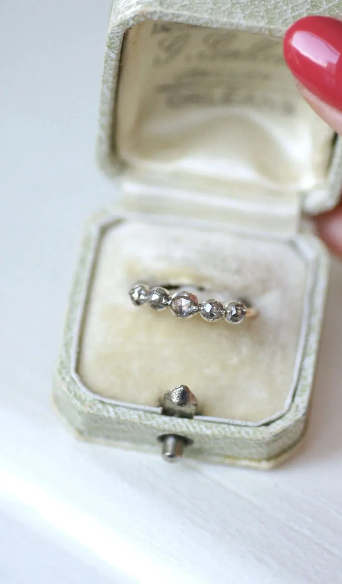 Bague jarretière ancienne diamants sold by 58 Facettes product image thumbnail 3