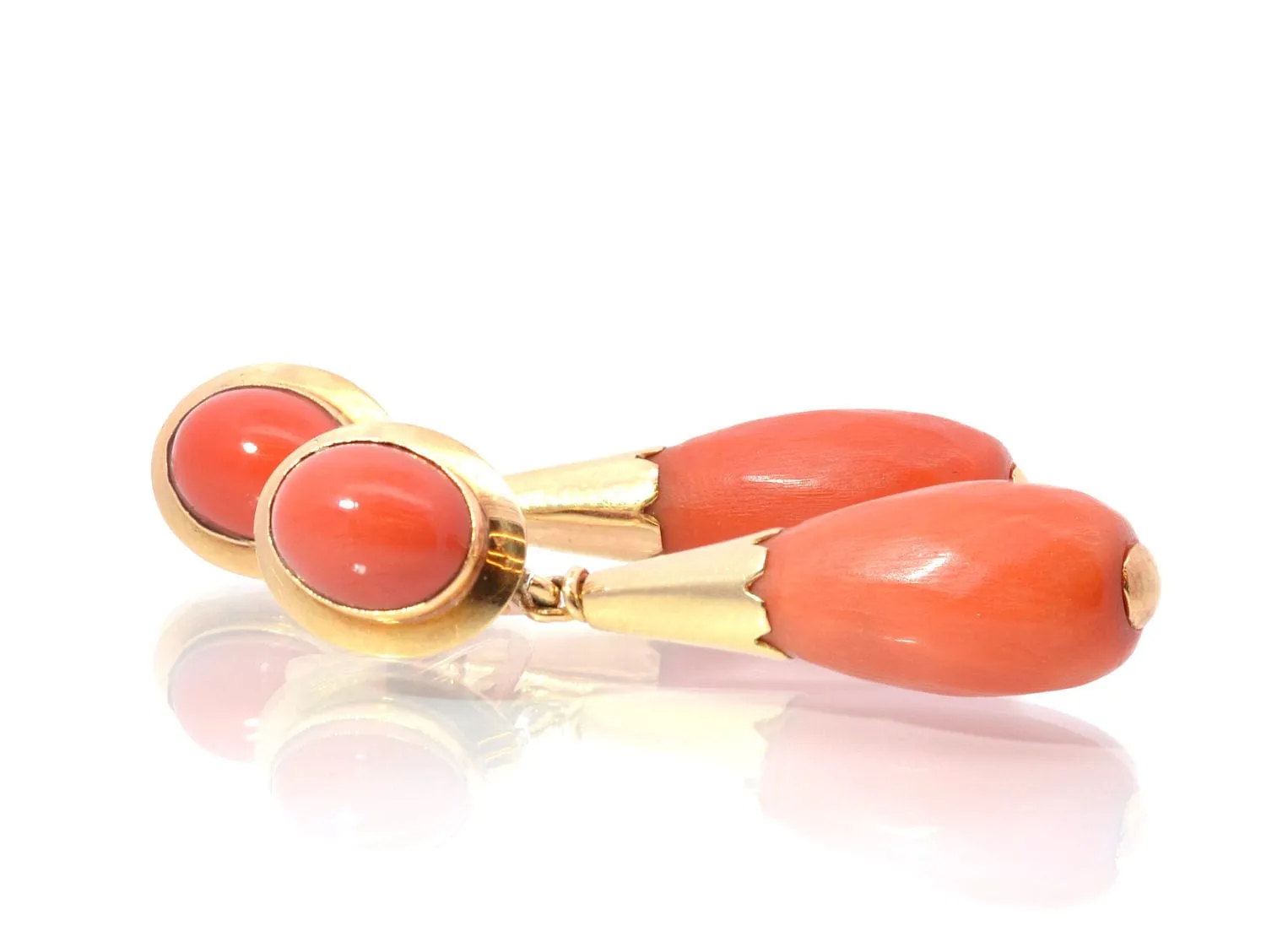 Boucles d'oreilles corail en or sold by 58 Facettes product image thumbnail 2