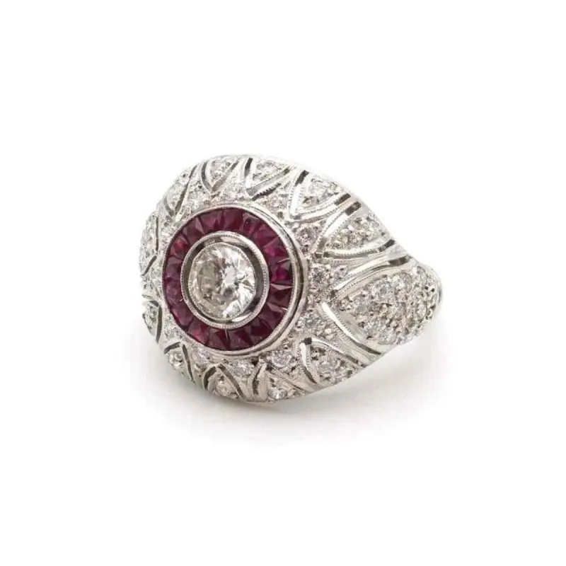 Bague Dôme Art Déco Diamants Rubis Platine sold by 58 Facettes