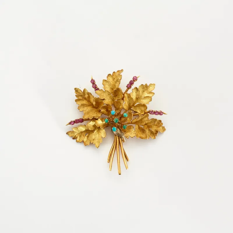 Broche motif feuille de chêne en or jaune sertie de rubis sold by 58 Facettes