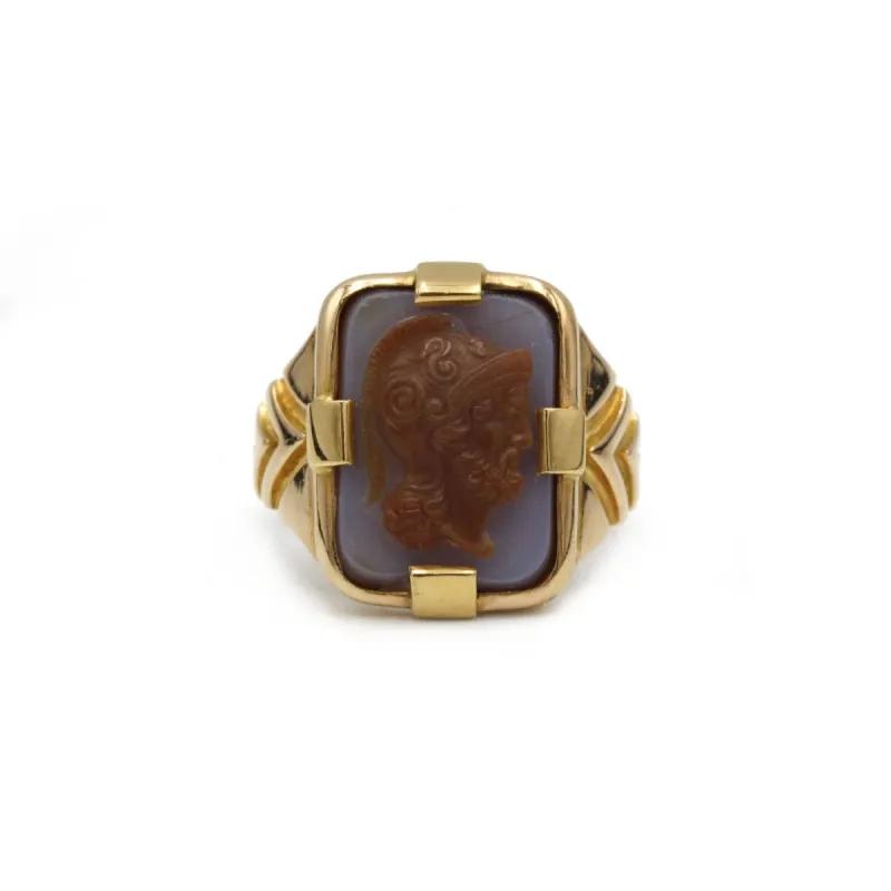 Bague Chevalière or et Camée agate sold by 58 Facettes