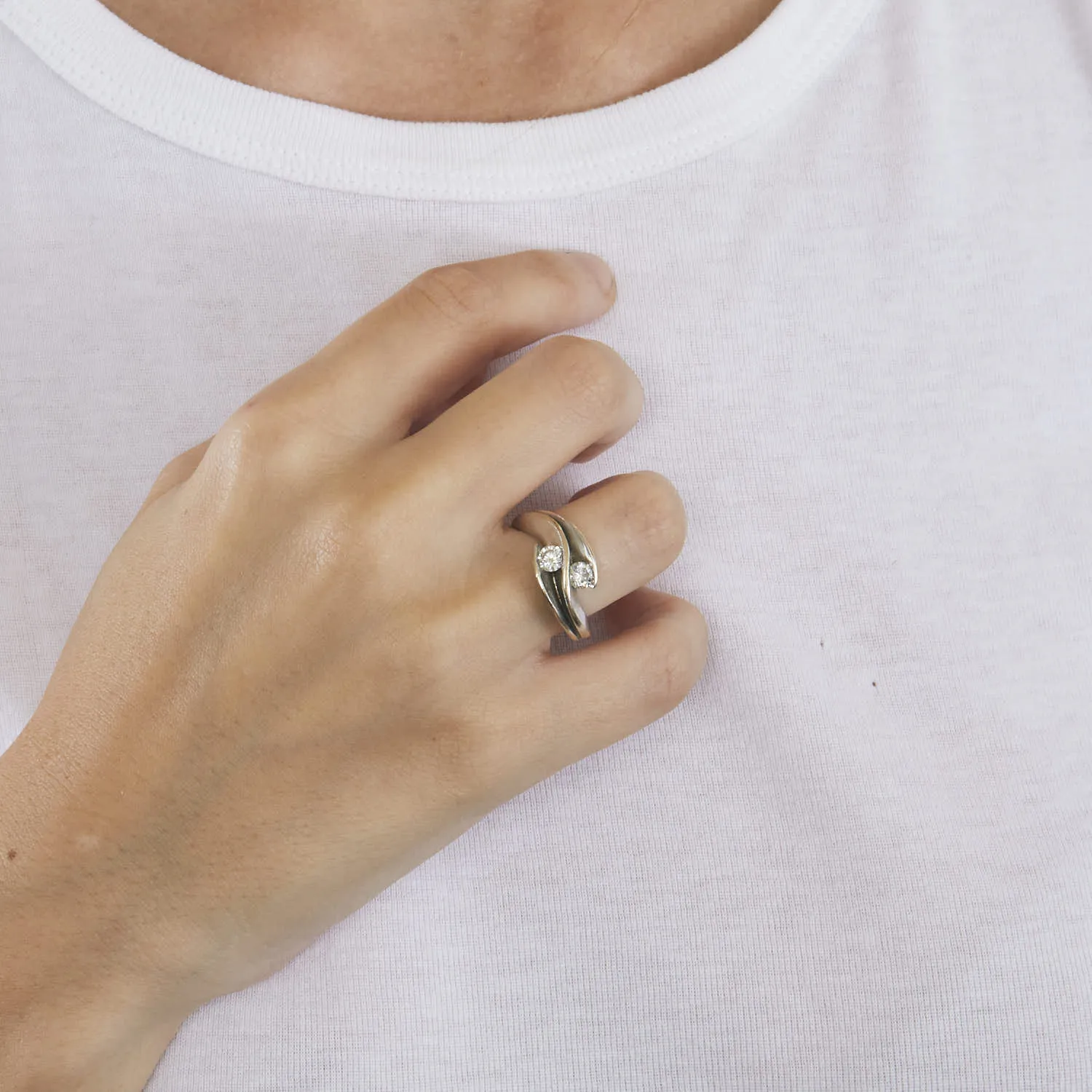 Bague joncs or gris avec diamants sold by 58 Facettes product image thumbnail 2