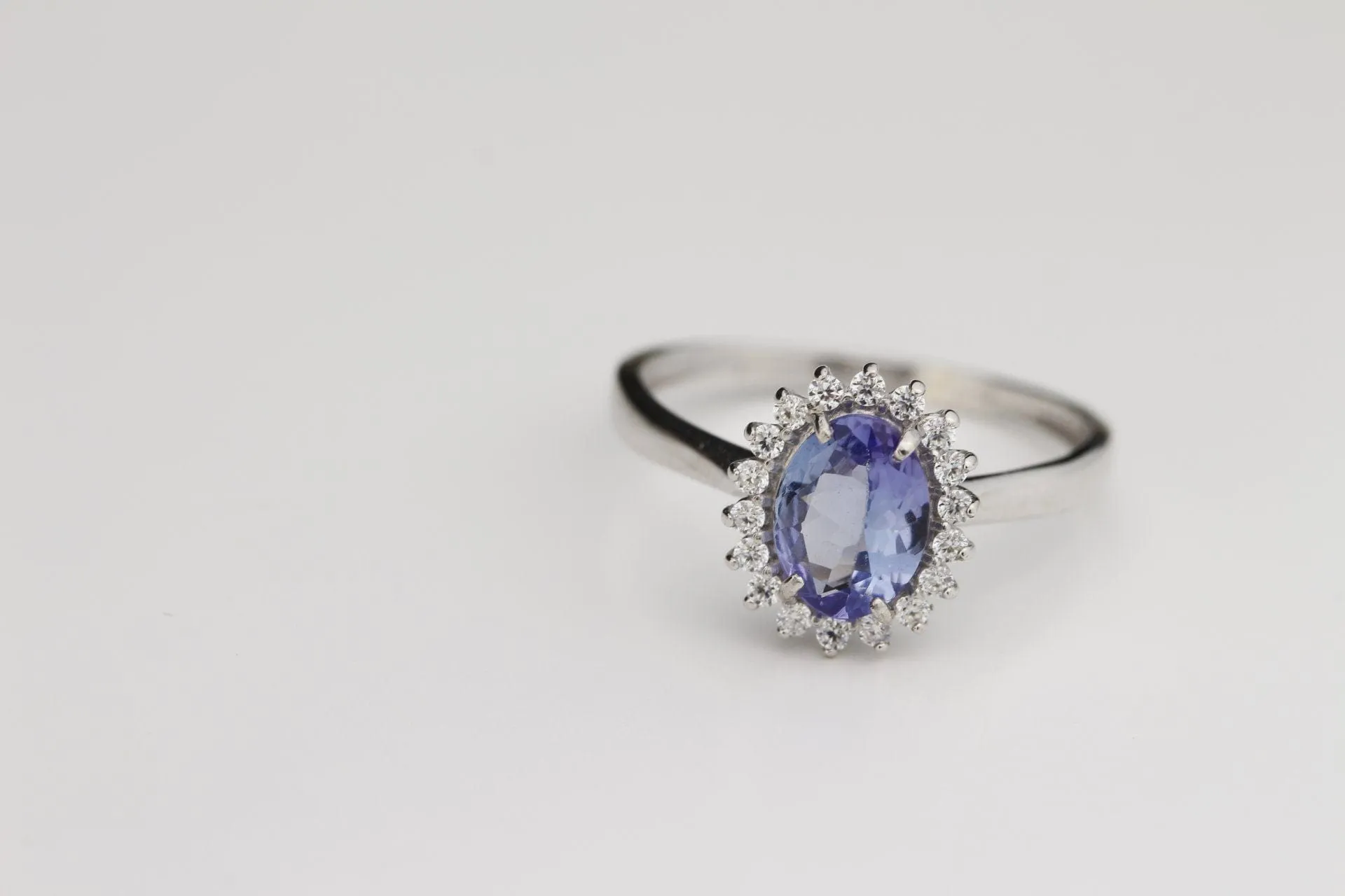 Bague Tanzanite Diamants sold by 58 Facettes product image thumbnail 5