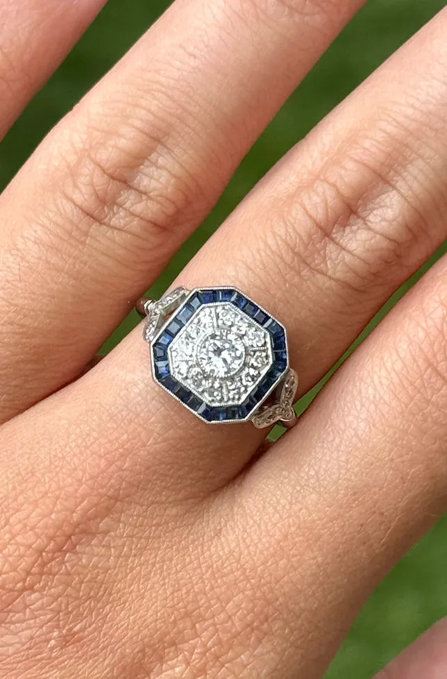 bague en platine avec diamants et saphirs sold by 58 Facettes product image thumbnail 2