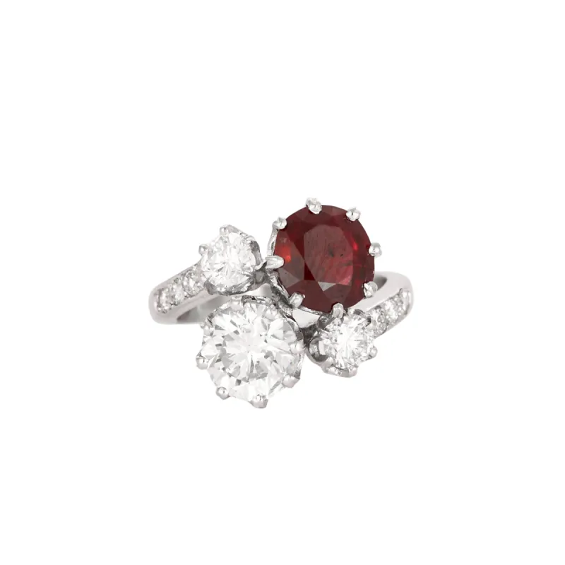 Bague Toi et Moi or gris diamants et rubis sold by 58 Facettes