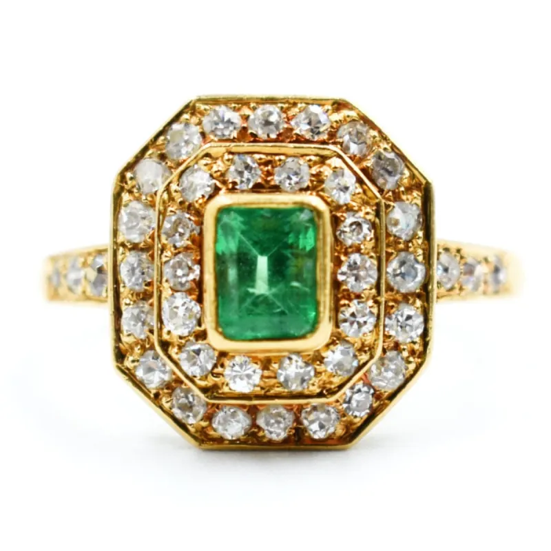 Bague Vintage Or Emeraude et Diamants sold by 58 Facettes
