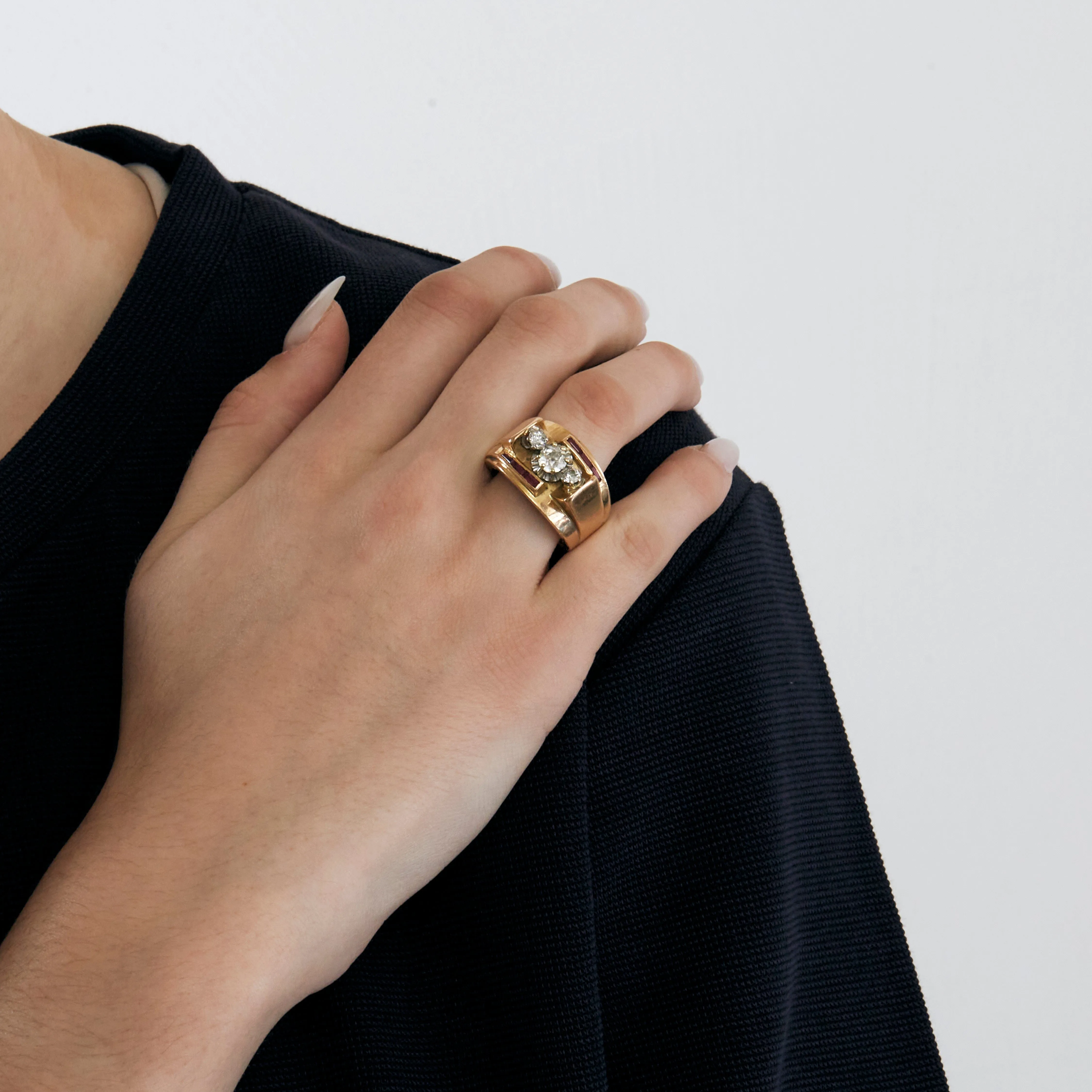 Bague Tank or jaune diamants et rubis sold by 58 Facettes product image thumbnail 2