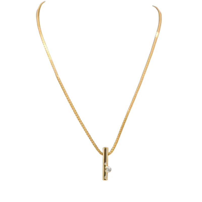 Collier en or 18 carats avec diamants sold by 58 Facettes