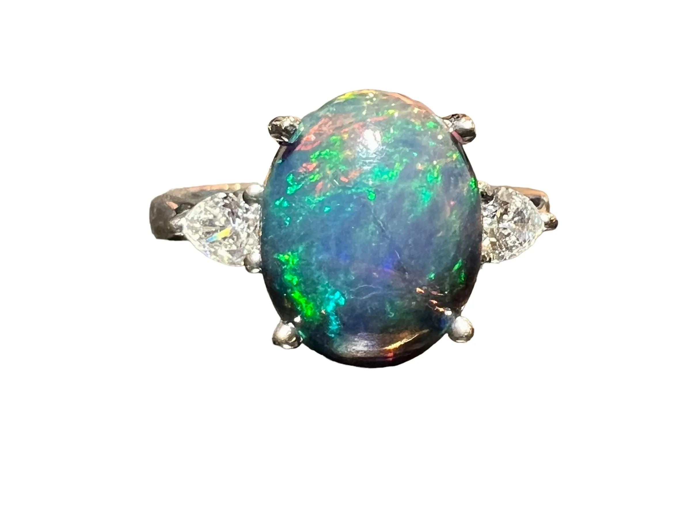 Bague opale noire et diamants taille poire en or blanc 18 carats sold by 58 Facettes product image thumbnail 5