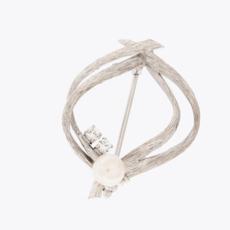 Broche espagnole or blanc perles et diamants sold by 58 Facettes
