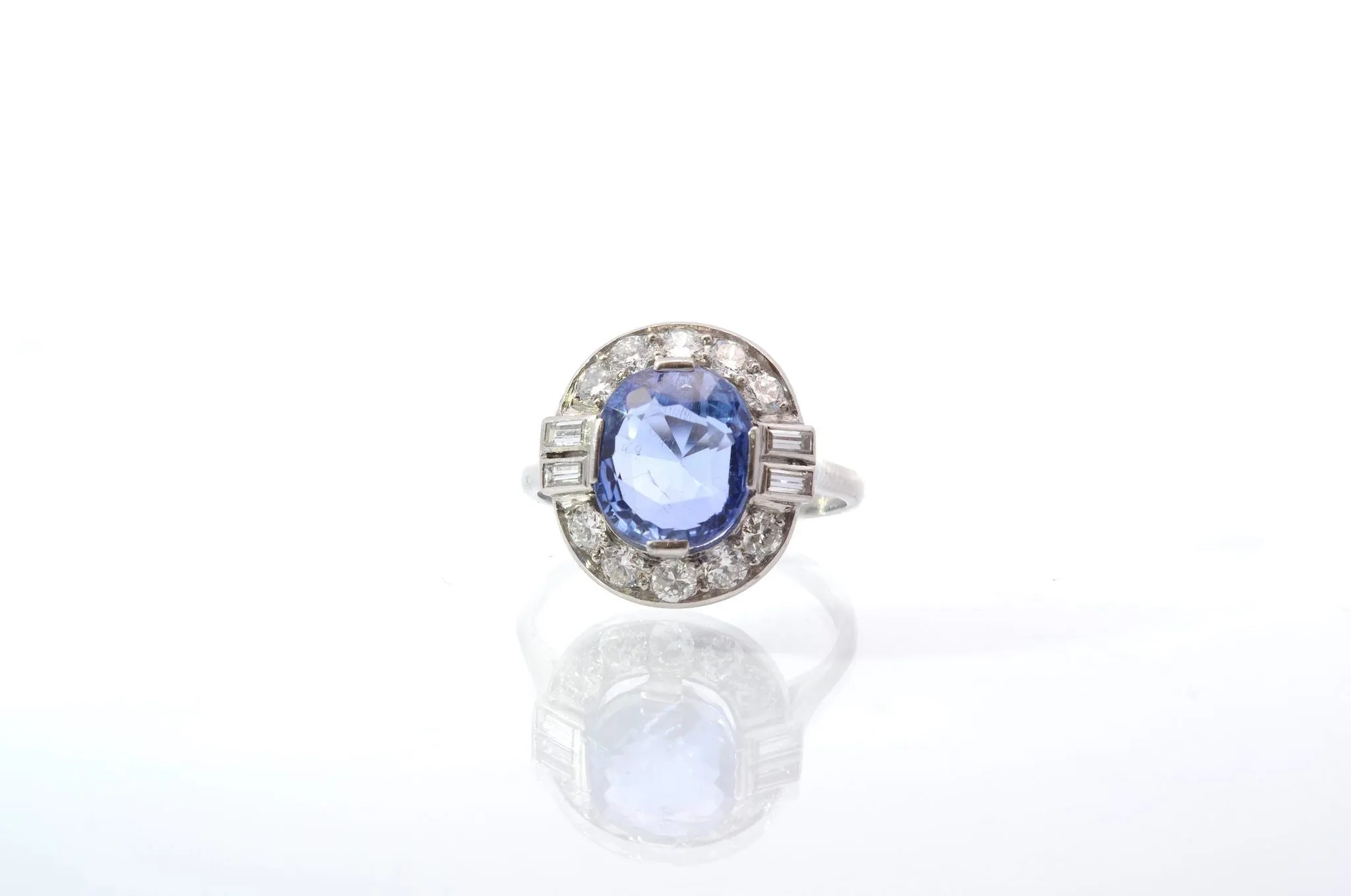 Bague saphir et diamants en platine sold by 58 Facettes product image thumbnail 3