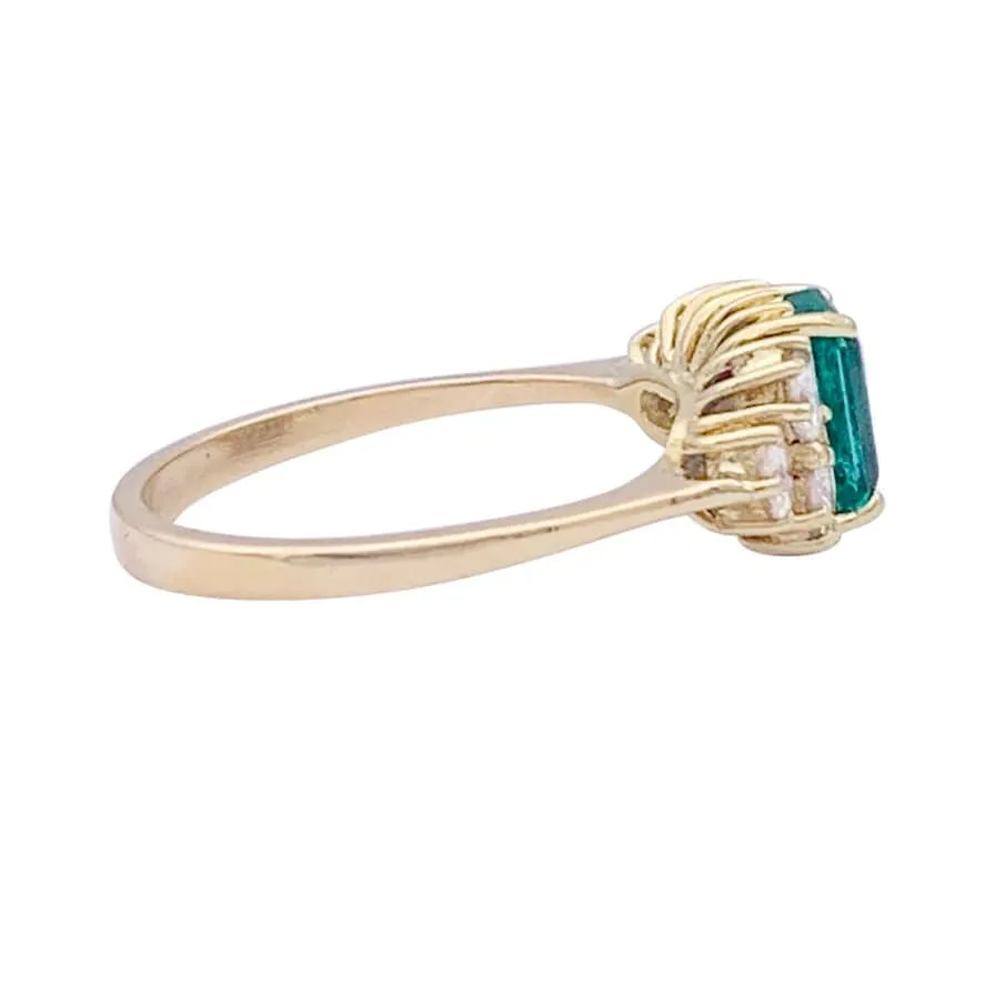 Bague or jaune, émeraude, diamants. sold by 58 Facettes product image thumbnail 3