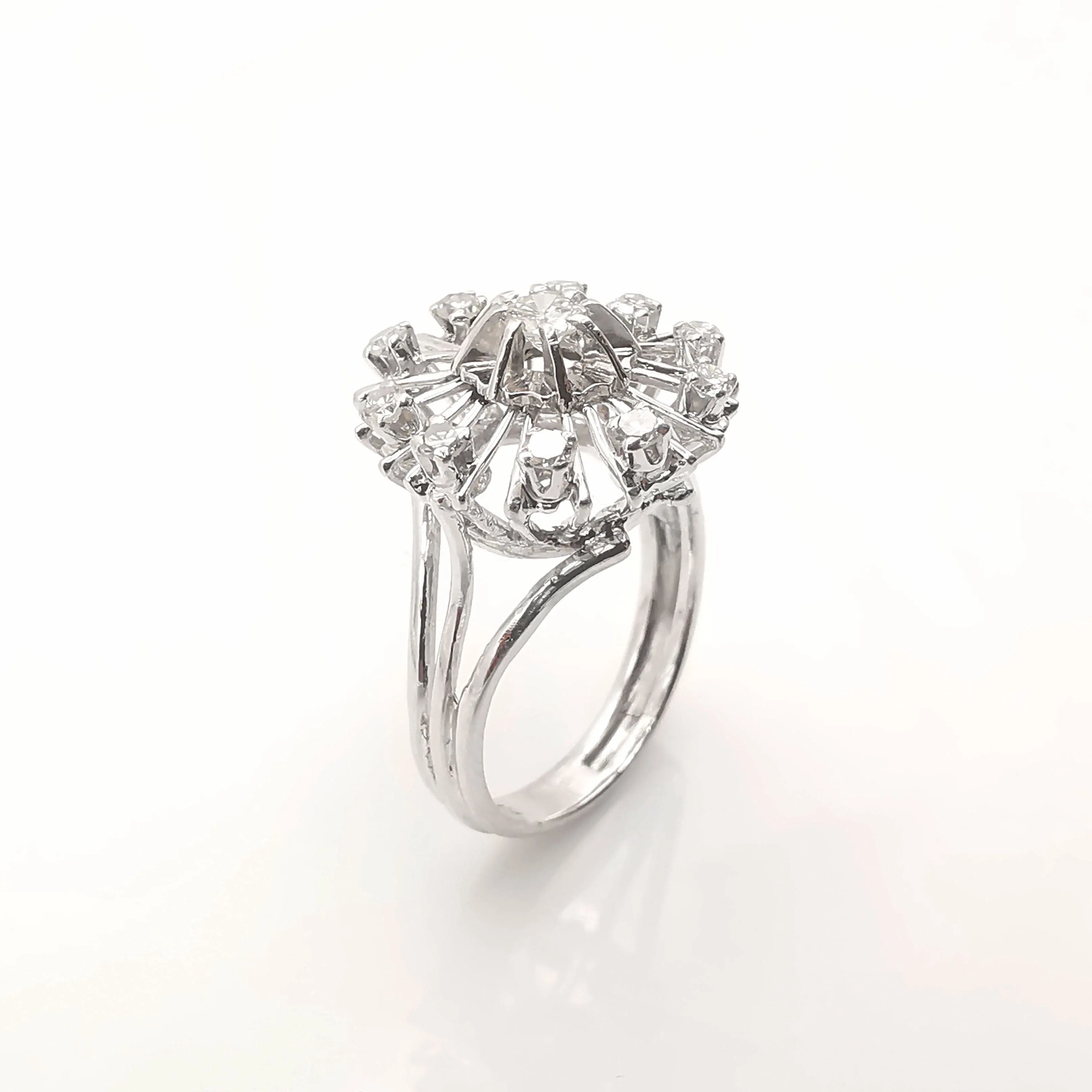 Bague fleur or & diamants sold by 58 Facettes product image thumbnail 5