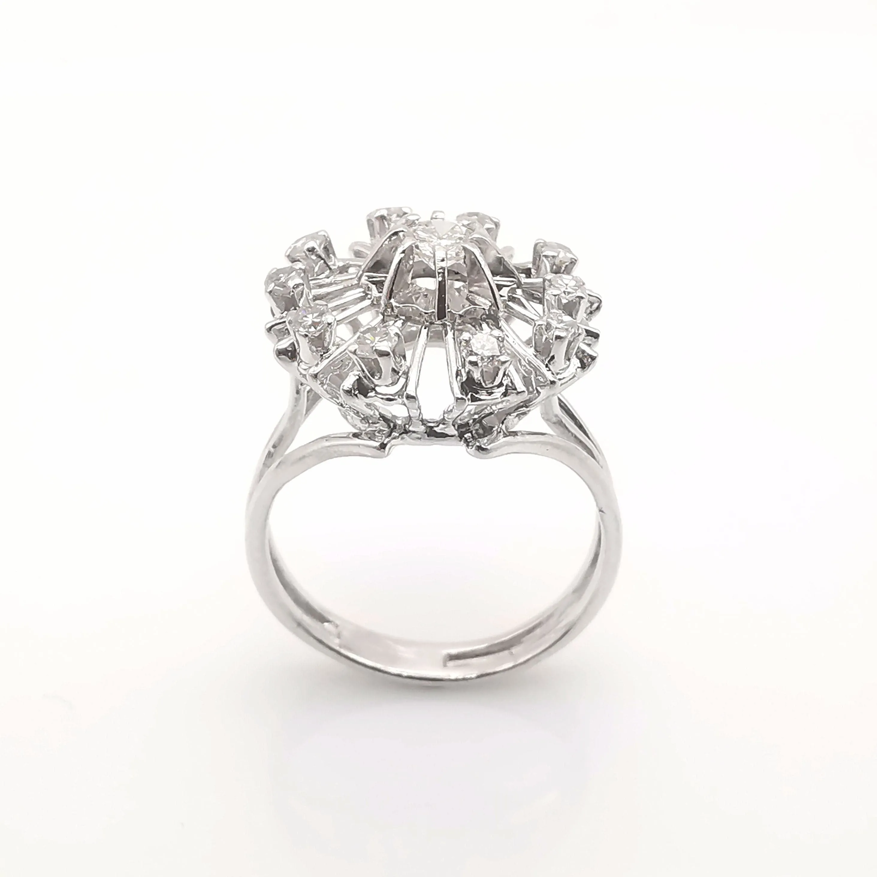 Bague fleur or & diamants sold by 58 Facettes product image thumbnail 3